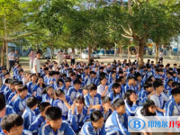 樂東縣沖坡中學(xué)地址在哪里，哪個(gè)地區(qū)，哪個(gè)城市?