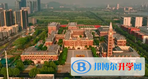 湖州楓葉國際學(xué)?？孔V嗎