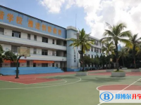 海口華興學校地址在哪里，哪個地區，哪個城市?