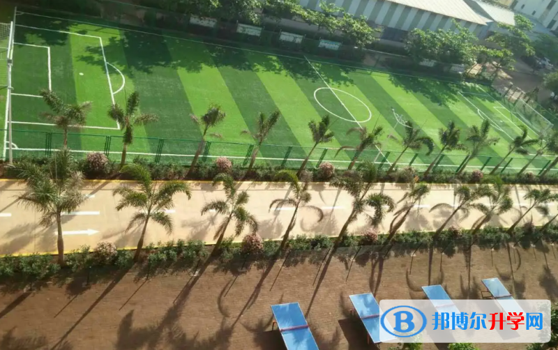 海口綠城實驗學(xué)校地址在哪里，哪個地區(qū)，哪個城市?