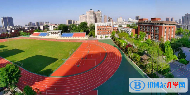 新鄉(xiāng)市一中錄取分數(shù)線(2023年參考)
