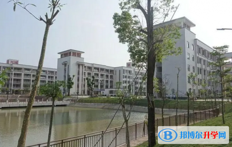 2023陸豐市龍山中學多少錢(學費明細)