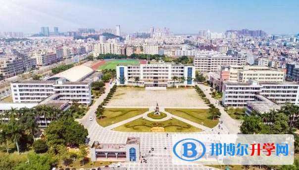 2023陽(yáng)春市第二中學(xué)招生計(jì)劃 招生人數(shù)是多少(附要求、條件、對(duì)象)