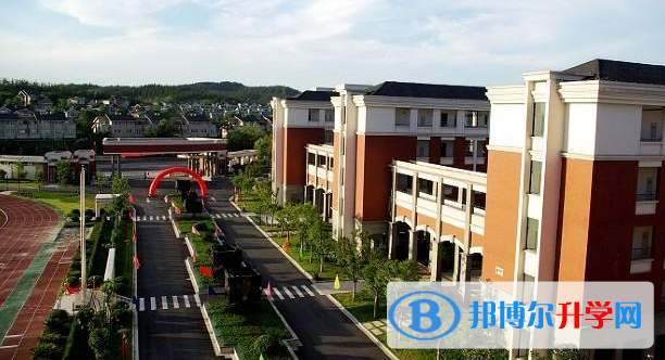 2023年杭州外國語學校劍橋高中課程體系