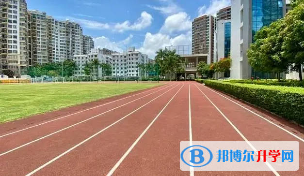 深圳市布吉高級中學地址，乘車路線