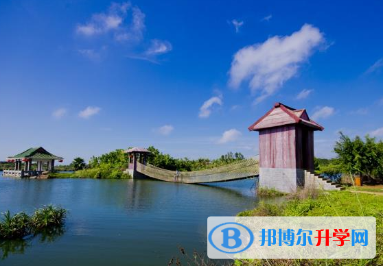 徐聞縣徐聞中學地址，乘車路線