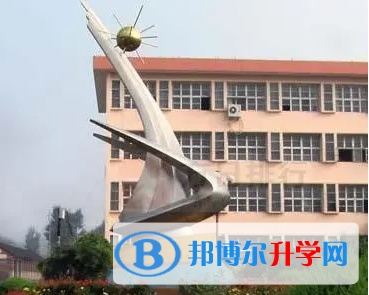 青龍滿族自治縣第一中學地址，乘車路線
