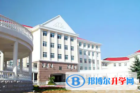 青龍滿族自治縣第一中學怎么樣、好不好