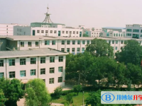 滿城中學(xué)地址，乘車路線
