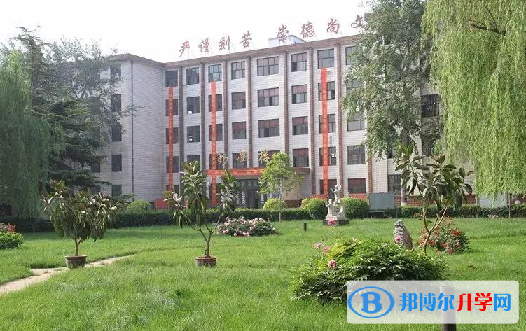 河北安國中學地址，乘車路線