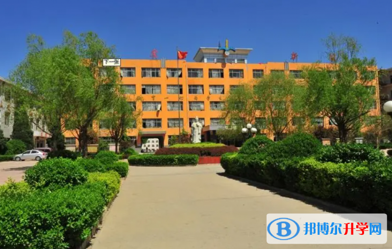 曲陽縣第一高級中學地址，乘車路線