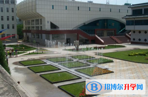 張家口市第一中學地址，乘車路線