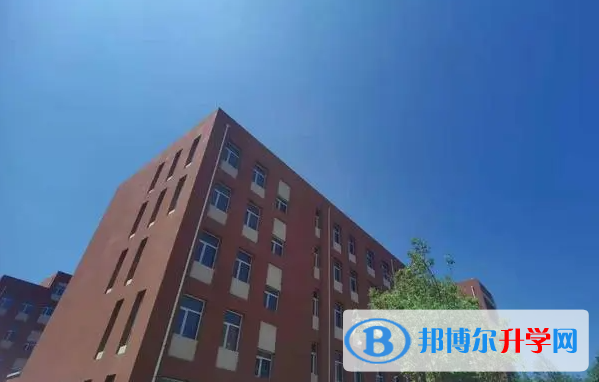 張家口市第四中學地址，乘車路線