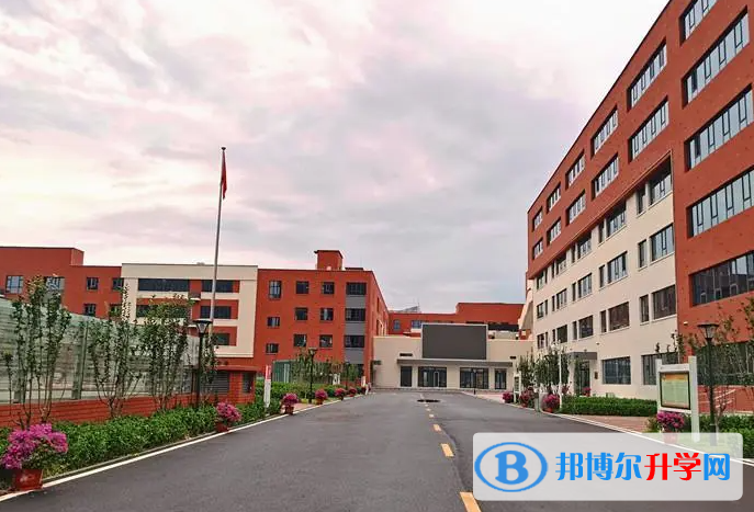 三河市第一中學怎么樣、好不好