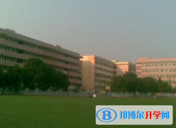 湘鄉(xiāng)市第一中學怎么樣、好不好