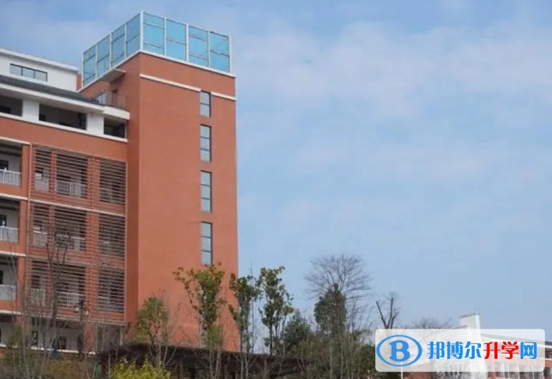 湖南省張家界市第一中學怎么樣、好不好