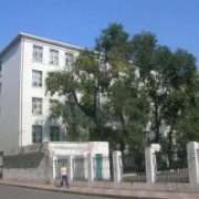 哈爾濱市中實學校