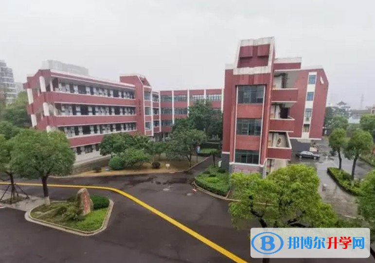 江陰市山觀高級中學(xué)怎么樣、好不好