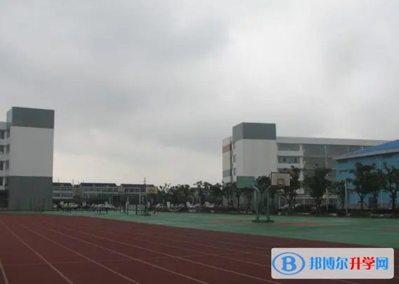 江陰市華士高級(jí)中學(xué)怎么樣、好不好