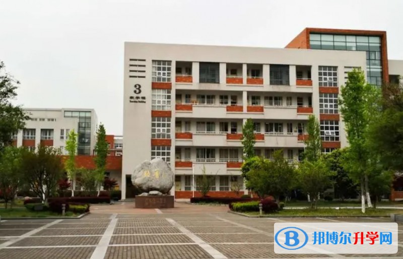 張家港市沙洲中學怎么樣、好不好