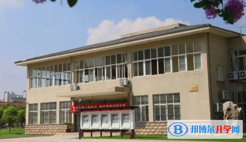 江蘇省前黃高級(jí)中學(xué)地址，乘車(chē)路線