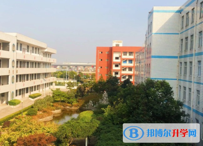 江蘇省平潮高級中學地址，乘車路線
