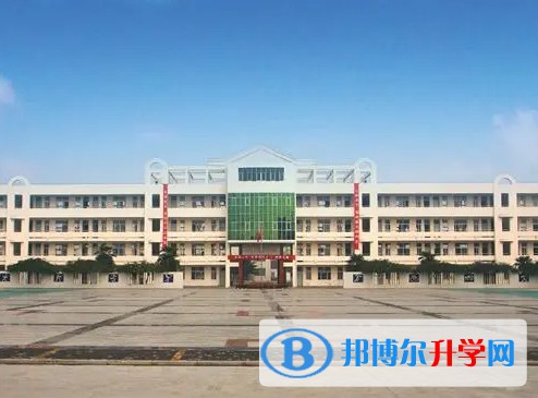 金湖縣第二中學地址，乘車路線