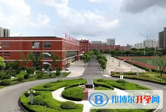 鹽城市第一中學(xué)地址，乘車(chē)路線