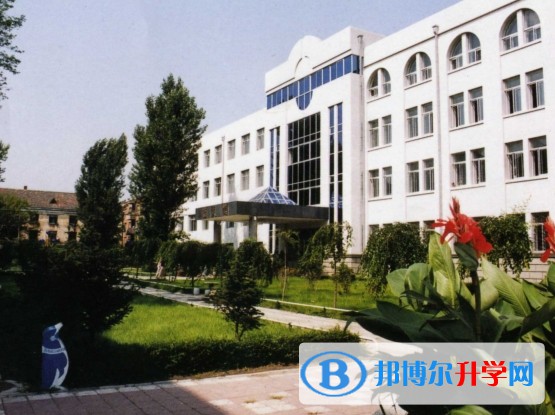 哈爾濱師范大學(xué)附屬中學(xué)地址，乘車路線