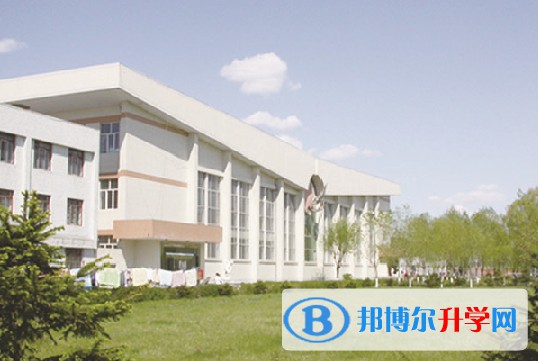哈爾濱市阿城區(qū)第一中學(xué)校地址，乘車(chē)路線(xiàn)