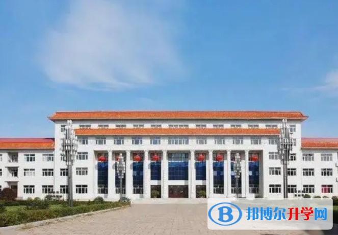 尚志市亞布力鎮(zhèn)中學地址，乘車路線