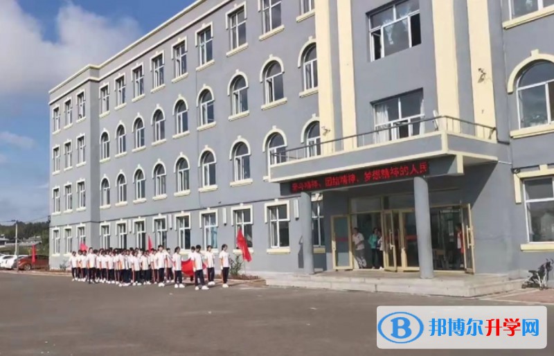 賓縣第三中學校地址，乘車路線