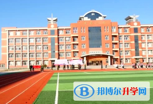 甘南縣第一中學地址，乘車路線