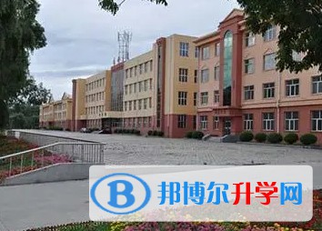 雞西市第二中學校地址，乘車路線