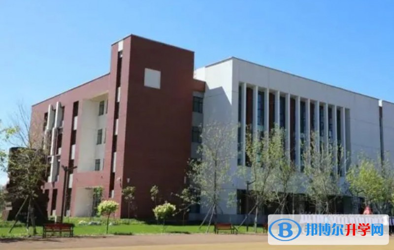 蘿北縣高級(jí)中學(xué)地址，乘車路線