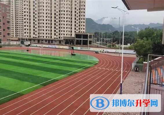 撫遠市第一中學地址，乘車路線