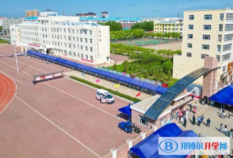 孫吳縣第一中學(xué)地址，乘車(chē)路線(xiàn)
