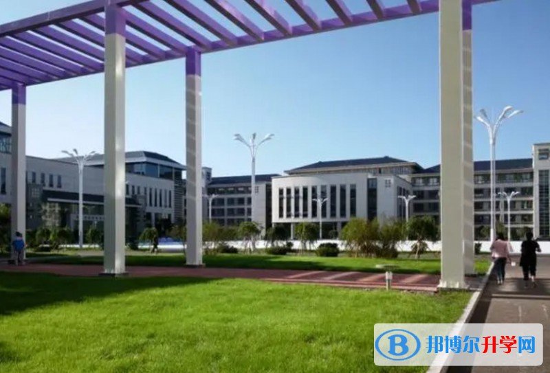 2024綏化市第七中學(xué)多少錢(學(xué)費明細)