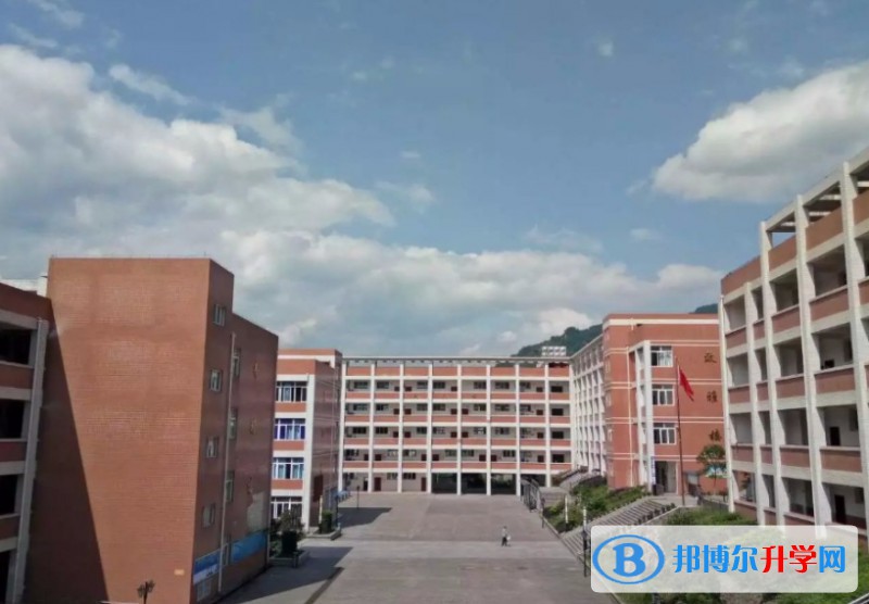 綏棱縣第一中學(xué)地址，乘車(chē)路線(xiàn)