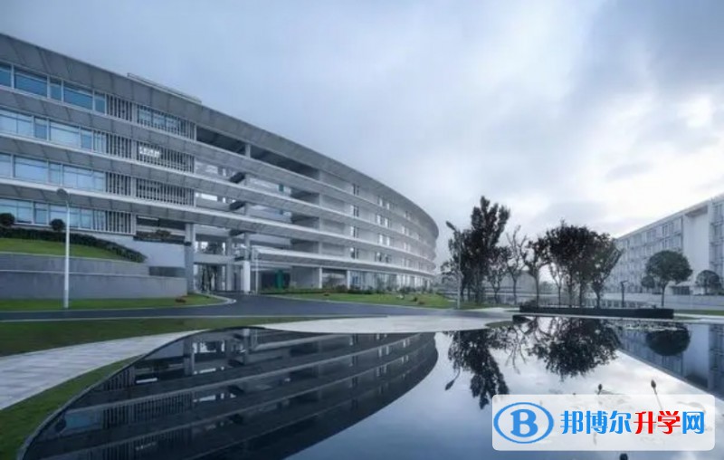 重慶市南開兩江中學(xué)校招生簡章2024年