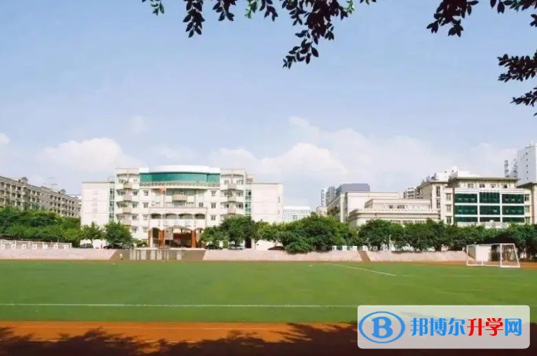2024重慶市南華中學(xué)校多少錢(qián)(學(xué)費(fèi)明細(xì))