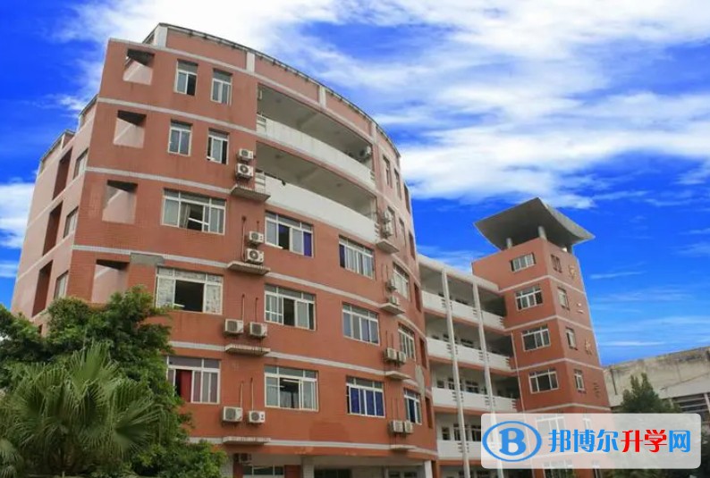 重慶市南華中學校怎么樣、好不好