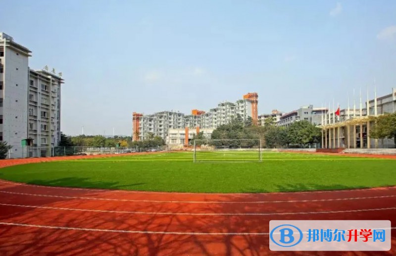重慶市兩江中學校地址，乘車路線