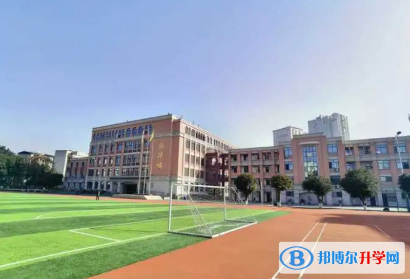 2024重慶市大足中學(xué)校多少錢(學(xué)費明細)