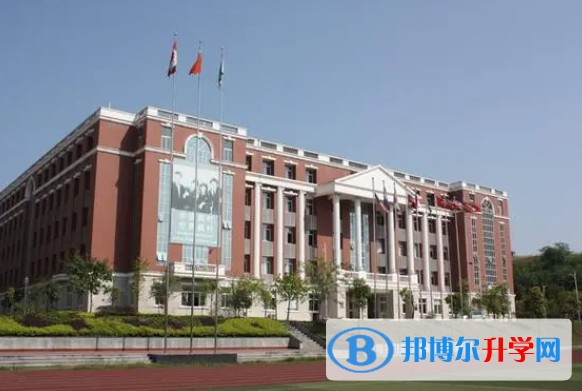 重慶市楓葉國際學(xué)校地址，乘車路線