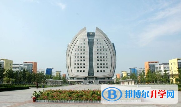 2024石家莊市第三中學多少錢(學費明細)