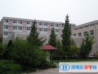 2025藁城區新冀明中學多少錢(學費明細)