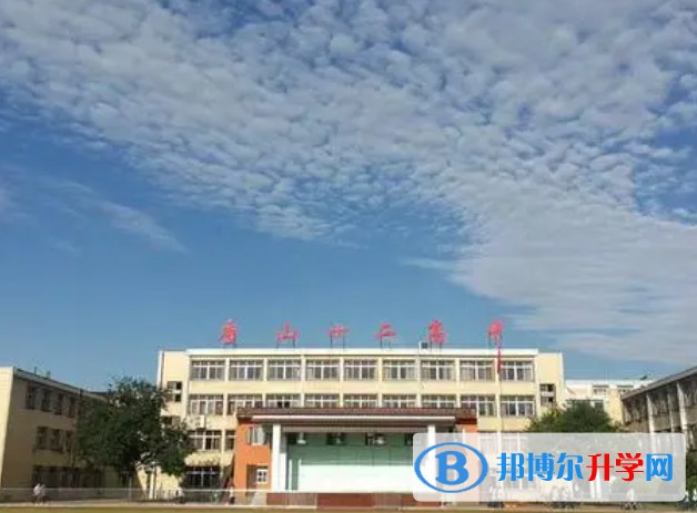 唐山市第十二高級中學地址，乘車路線
