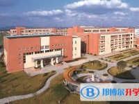 保定賀陽高級中學地址，乘車路線