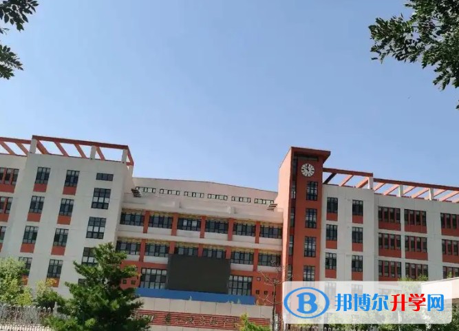 2025河北涿州中學多少錢(學費明細)